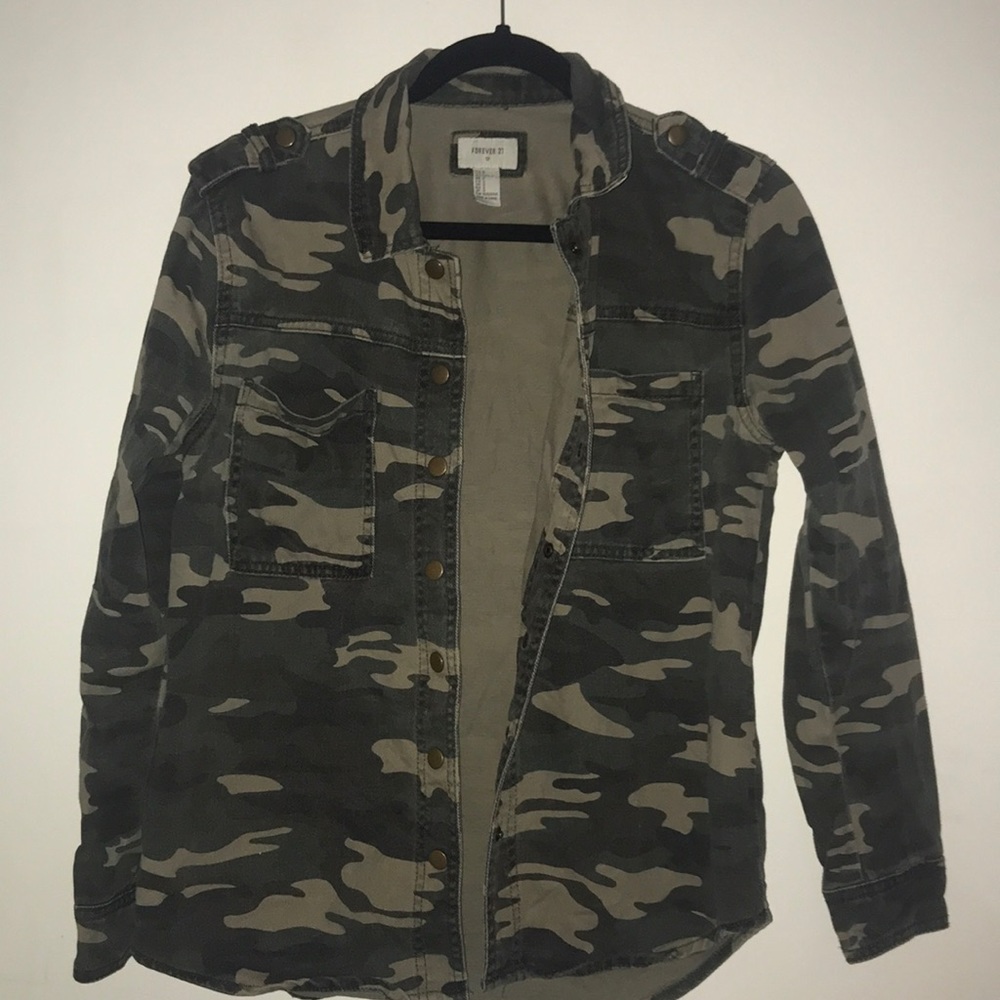 Camo f21 jacket